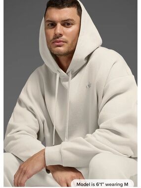 Alo Yoga hoodie lightweight